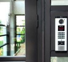 高清图片下的热收缩包装机 技术解析与应用前景